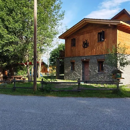 Cosy Sur La Station De Chalet